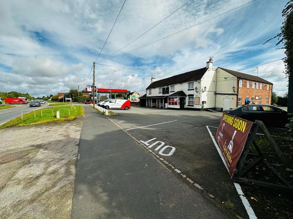 Hotel Leaking Well, Dunhampton Stourport Exterior foto